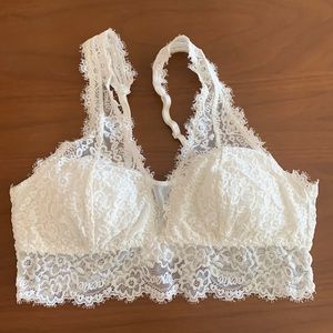 Cream lace aerie bralette